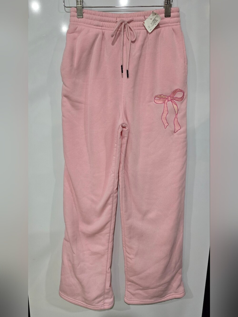 ​NWT Angel Cult Pink Wide-Leg Sweatpants with Embroidered Bow Size